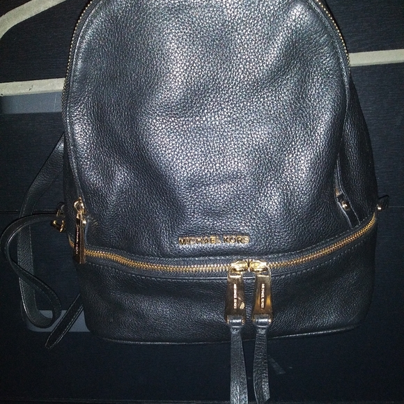 Michel kors Leather Backpack - Picture 4 of 4